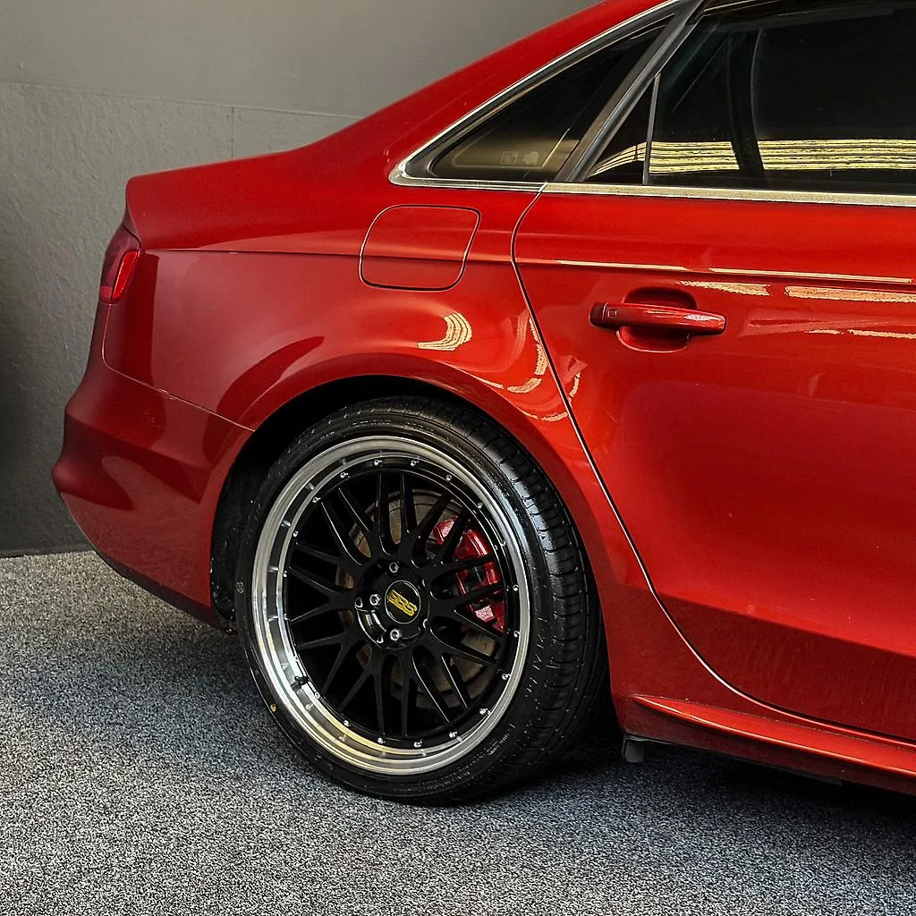 2012 AUDI A4 Carousel 9
