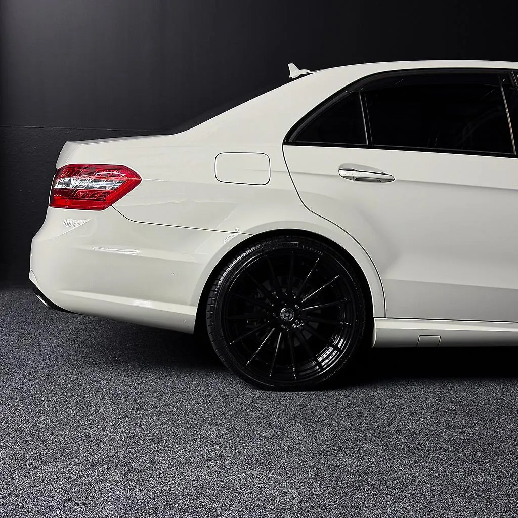 2010 Mercedes-benz E 550 Carousel 2