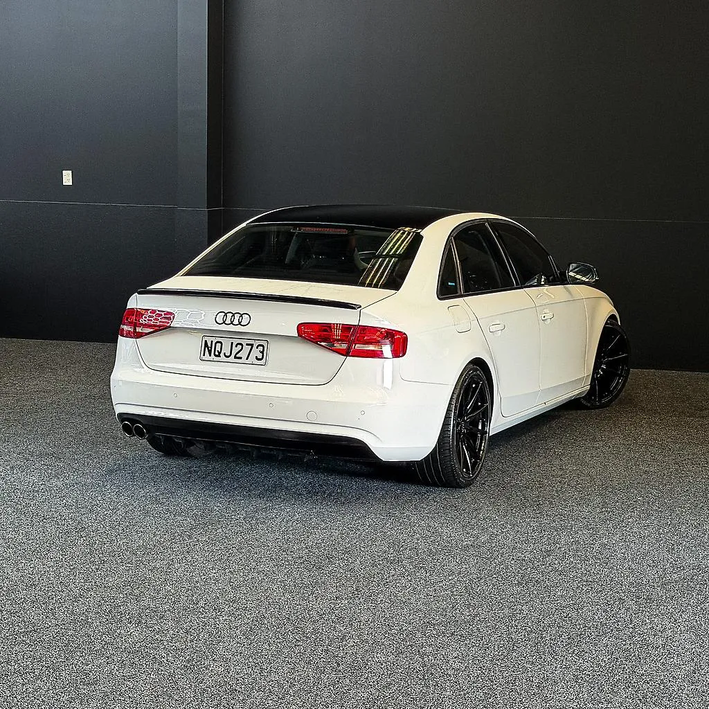 2012 AUDI A4 Carousel 4