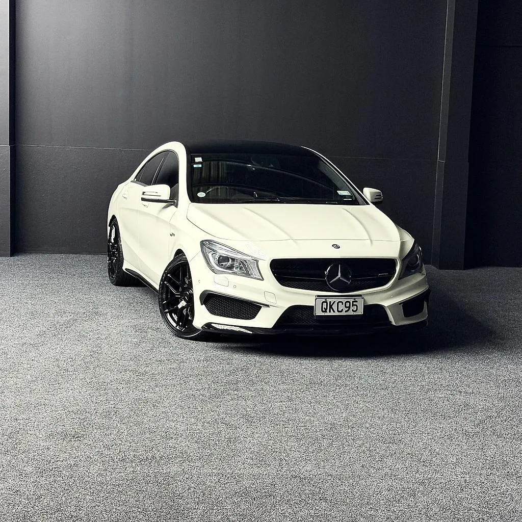 2014 Mercedes-benz Cla 45 AMG Carousel 10