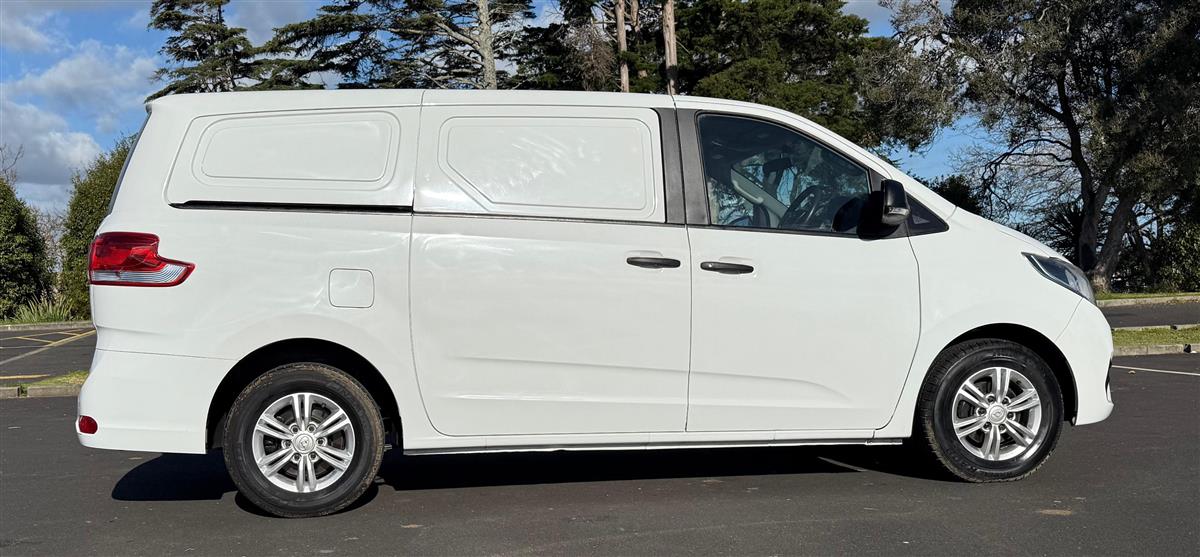 2018 LDV G10 CARGO DIESEL MANUAL Carousel 8
