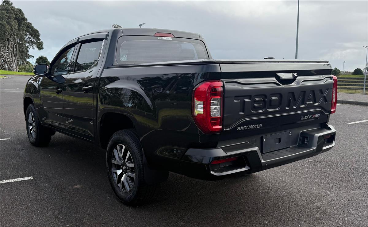 2022 LDV T60 Bi-Turbo 4X4 LOW KMS Carousel 5