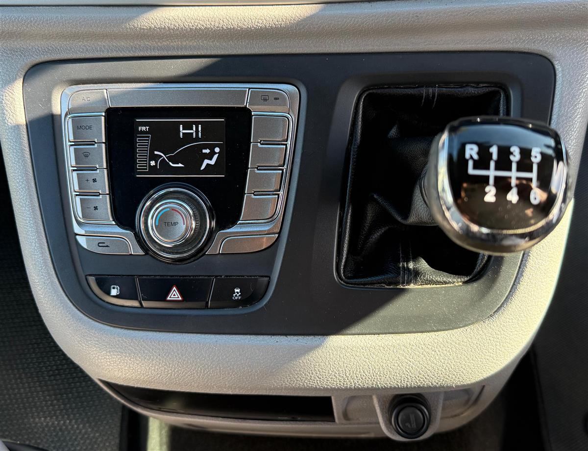 2018 LDV G10 CARGO DIESEL MANUAL Carousel 13