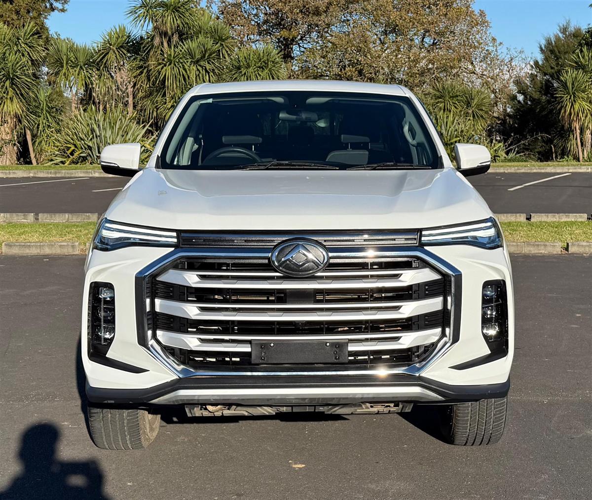 2022 LDV T60 Bi-Turbo Low KMs Collage 2