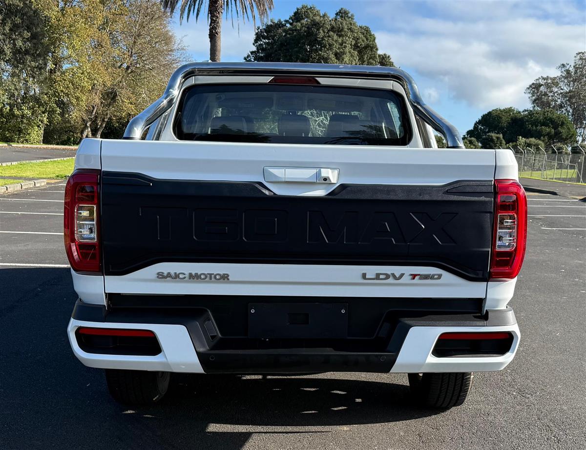 2023 LDV T60 LOW KMS 4X4 Bi-Turbo Carousel 6