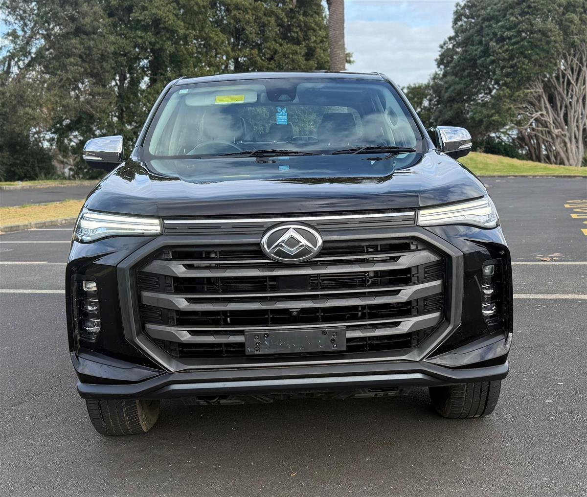 2022 LDV T60 4X4 LUX AUTO DIESEL LOW KMS Carousel 2