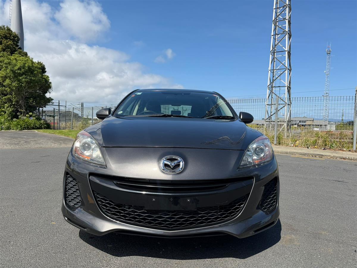 2012 Mazda Axela Super Low Kms/ Dark Interior/ NZ CarPlay Radio Carousel 1