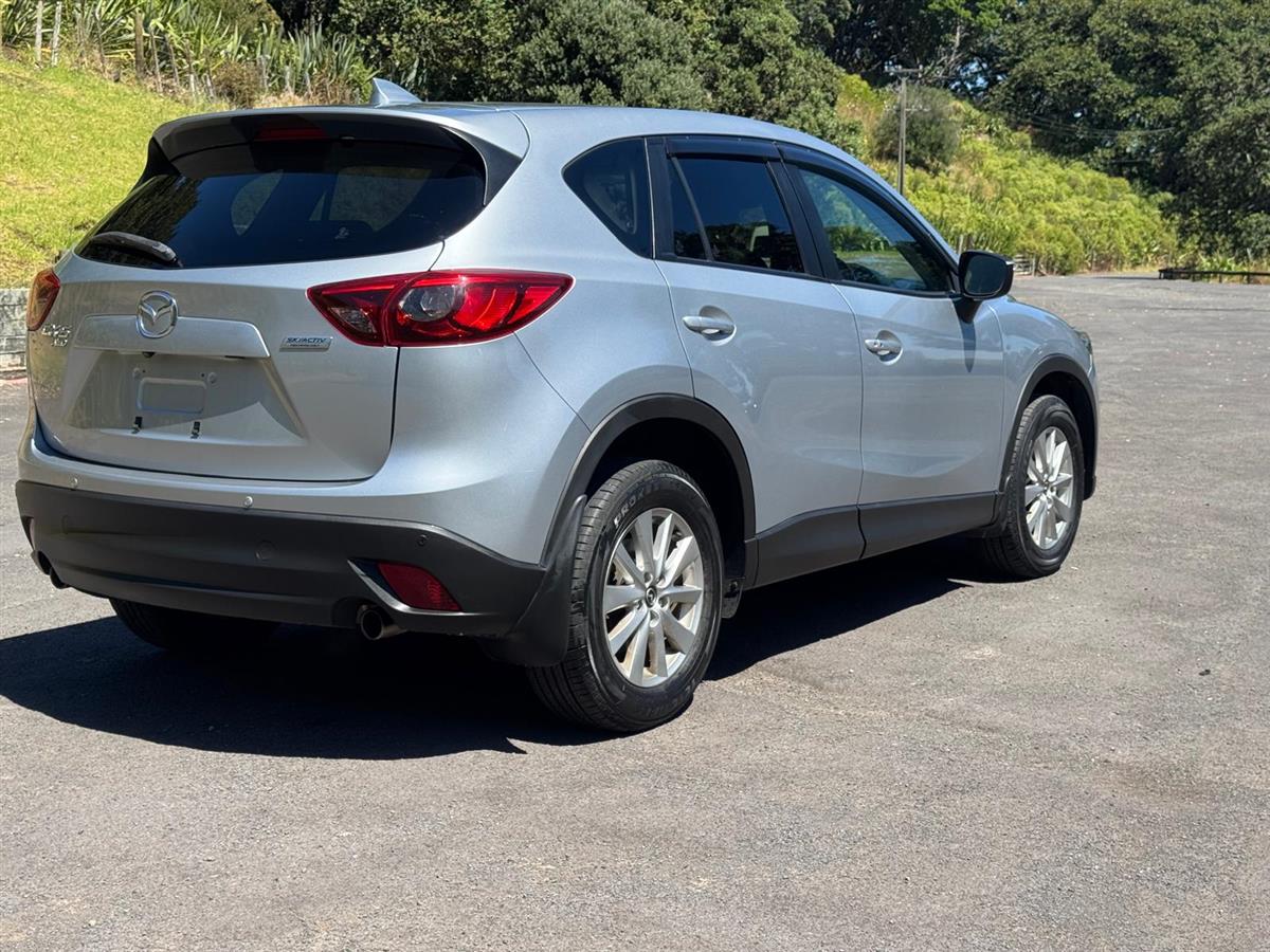 2015 Mazda CX-5 25SL Top Spec ! Leather Interior ! Parking Sensors ! Rev. Camera ! Carousel 7