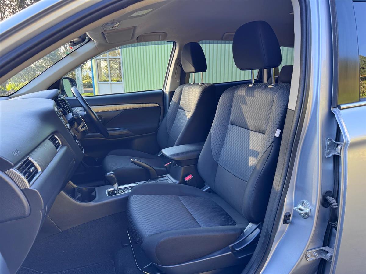 2013 Mitsubishi Outlander Super Low Kms ! 7 Seater ! 4WD ! Carousel 16
