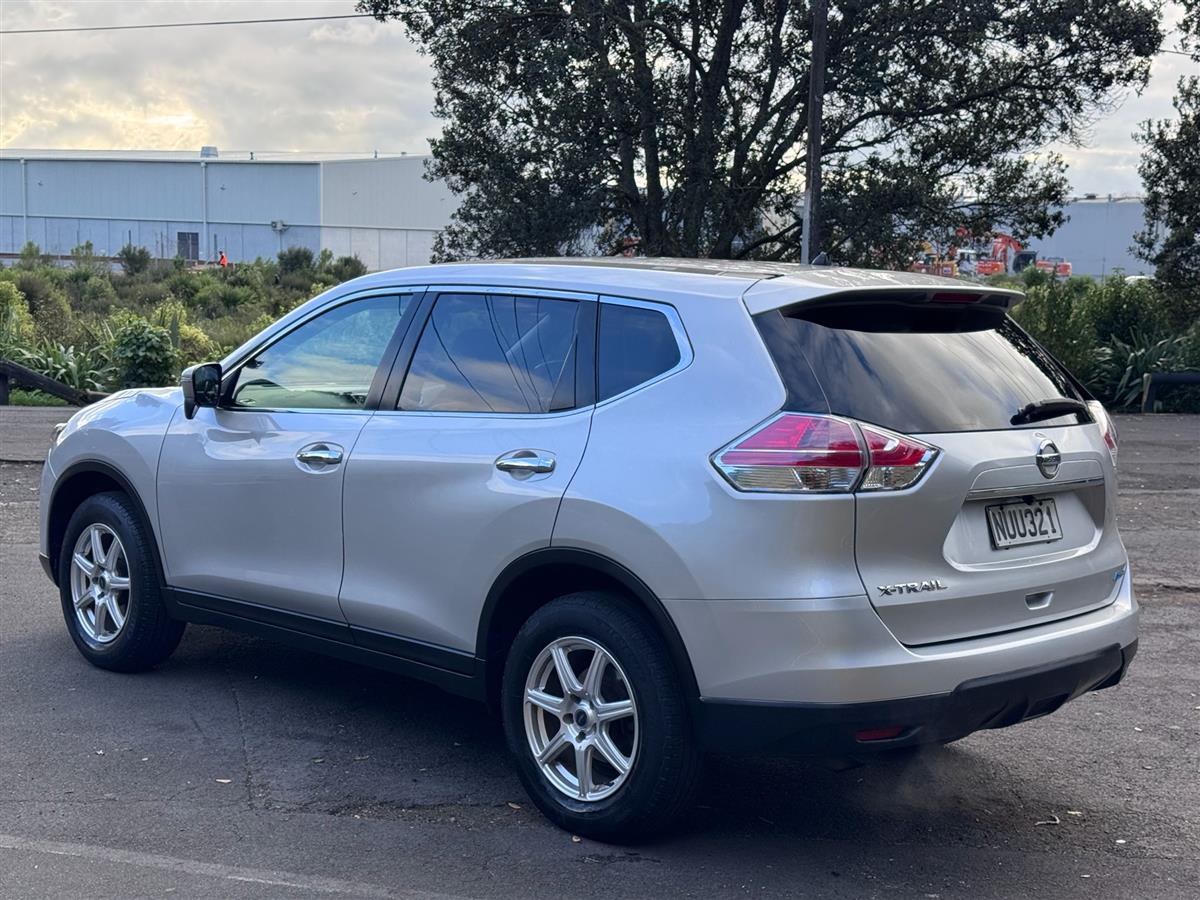 2015 Nissan X-Trail 2.0 4WD/ Leather Interior/ Rev. Camera/ Mags Carousel 8