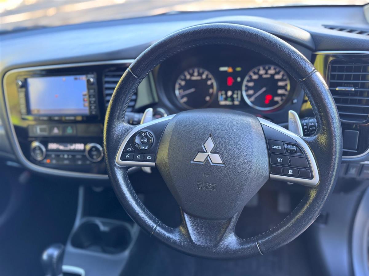 2013 Mitsubishi Outlander Super Low Kms ! 7 Seater ! 4WD ! Carousel 18