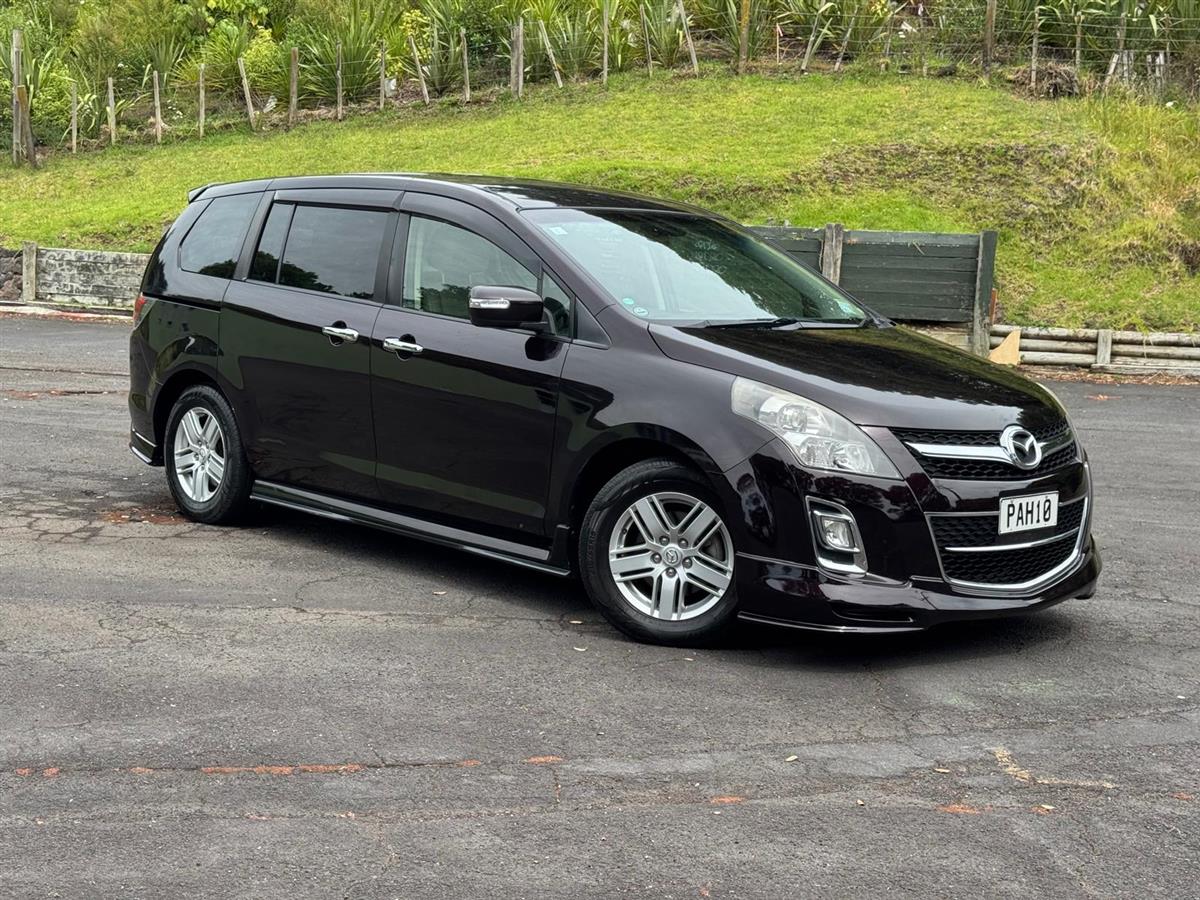 2014 Mazda MPV Leather Interior/ Power Sliding Doors