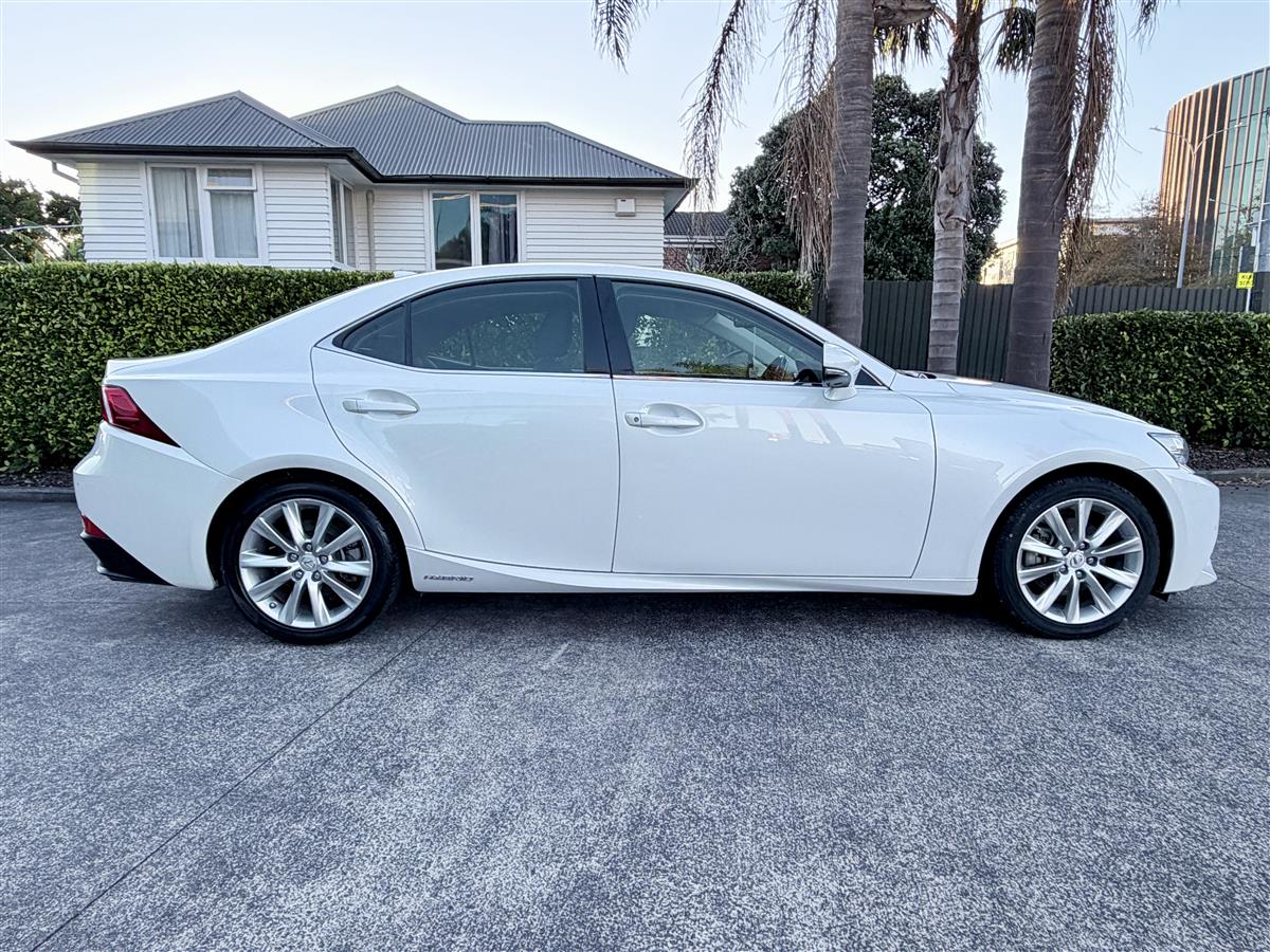 2015 Lexus IS 300h Hybrid | Luxury Sedan | 106k Carousel 3