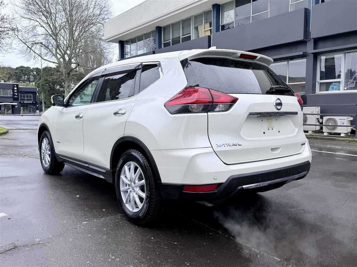 2018 Nissan X-Trail Hybrid 4WD | 20X | 88k KM Carousel 4