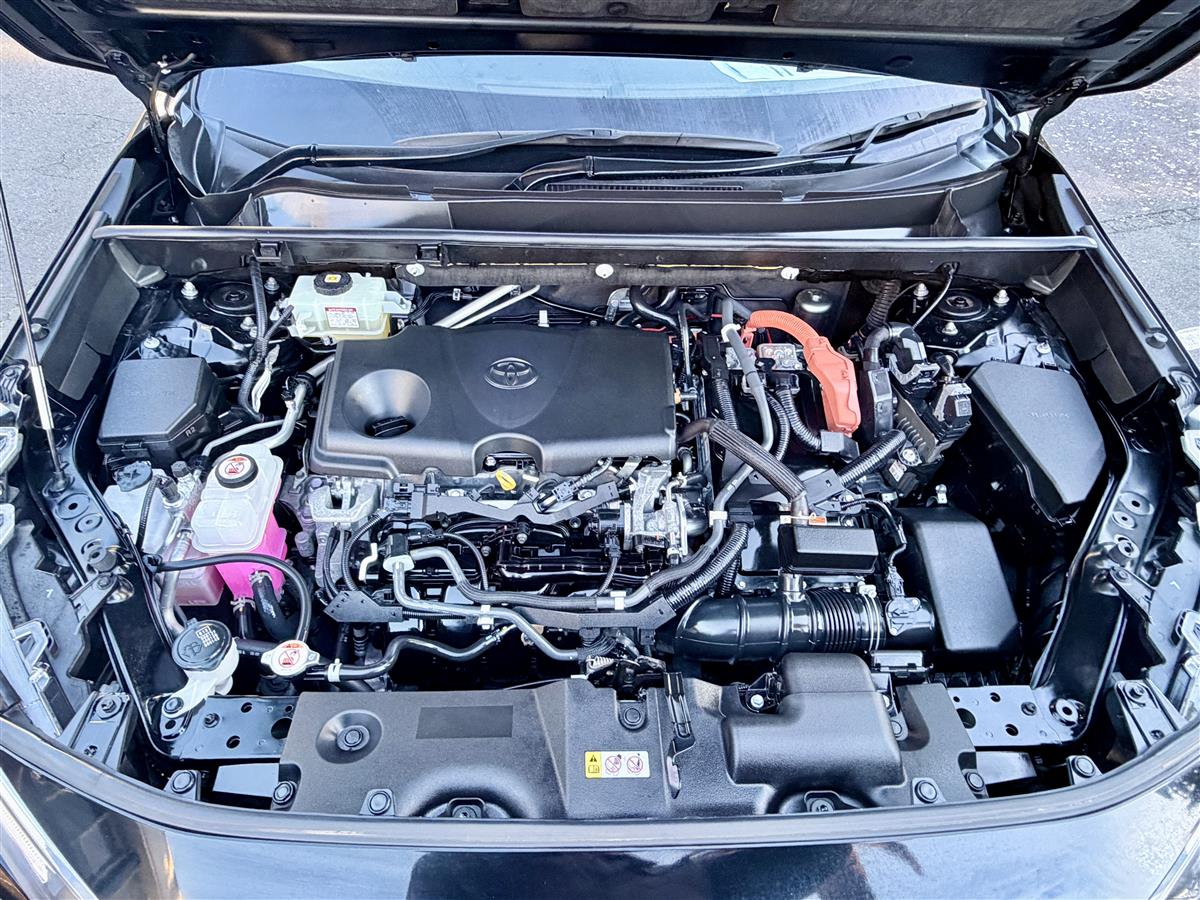 2021 Toyota RAV4 Hybrid Limited | Top of the Range | NZ Favourite Carousel 18