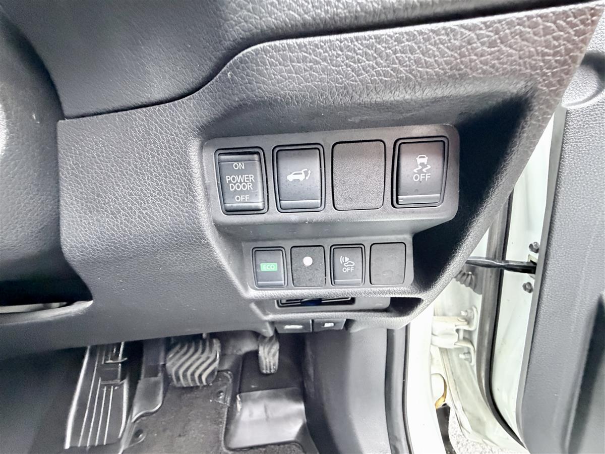 2018 Nissan X-Trail Hybrid 4WD | 20X | 88k KM Carousel 14