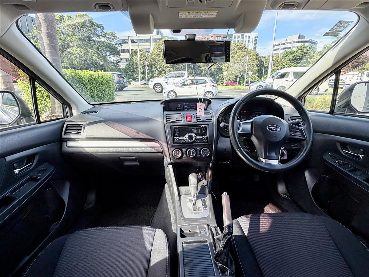 2012 Subaru Impreza 2.0i Low KM Carousel 8