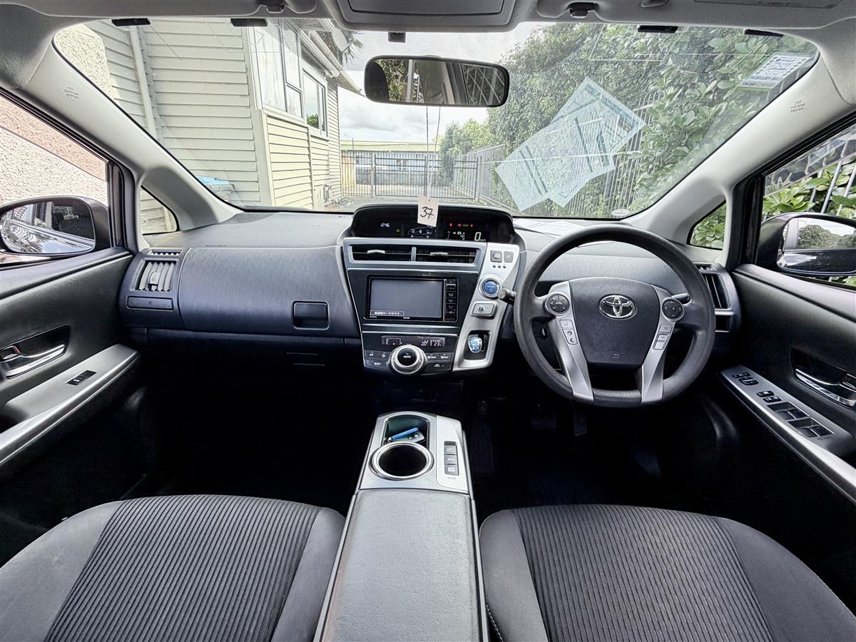 2015 Toyota Prius Alpha Hybrid 7-Seater Modellista Carousel 7