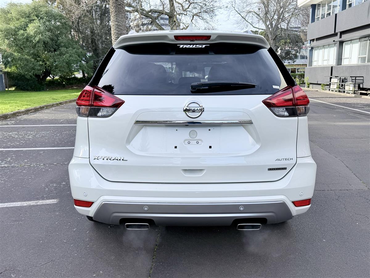 2018 Nissan X-Trail Mode Premium | Luxury SUV | 88k Carousel 5
