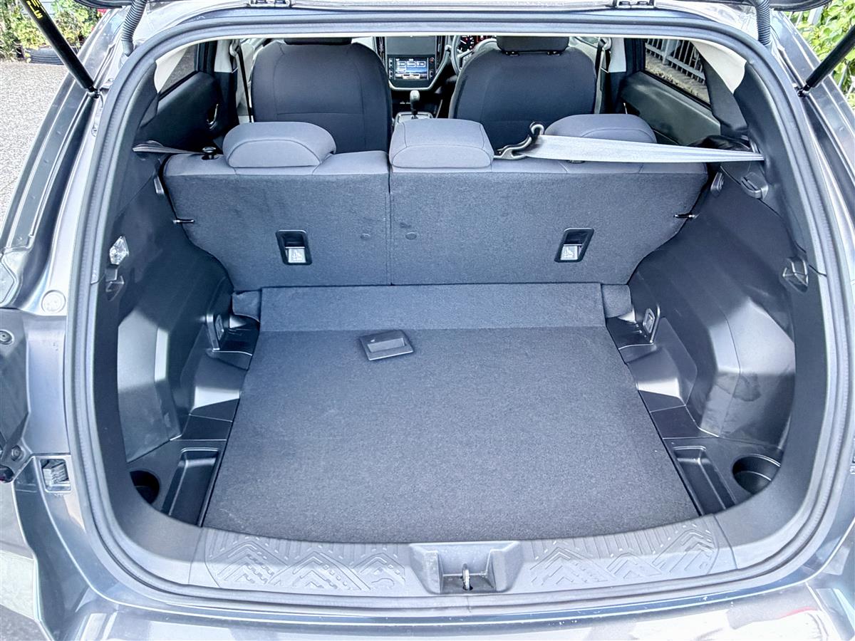 2023 Subaru Impreza ST 2.0L Carousel 8