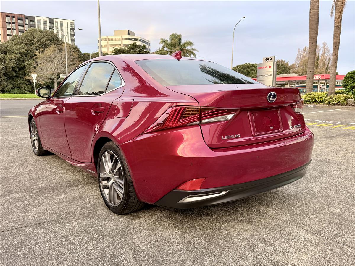 2018 Lexus IS 300h Hybrid | Luxury Sedan | 93k Carousel 6