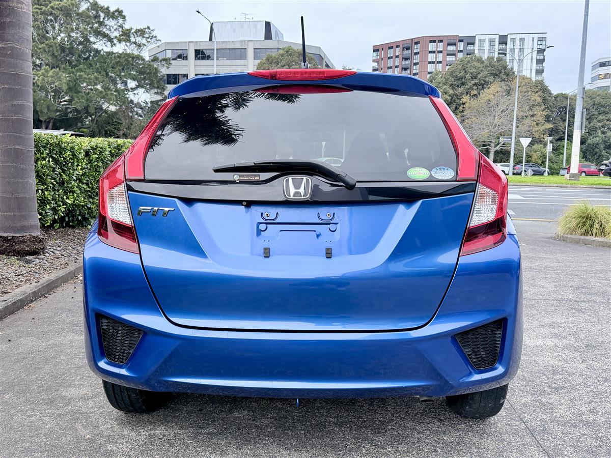 2015 Honda Fit G | 70k KM | Auto Hatch Carousel 9