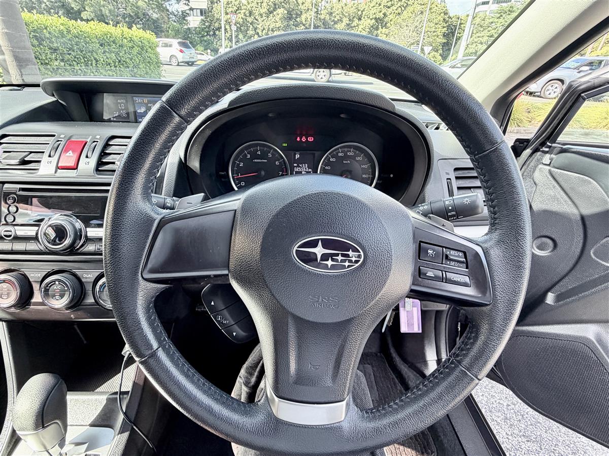 2012 Subaru Impreza 2.0i Low KM Carousel 30
