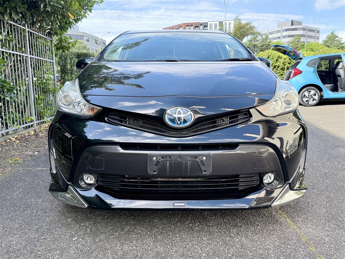 2015 Toyota Prius Alpha Hybrid 7-Seater Modellista Carousel 1