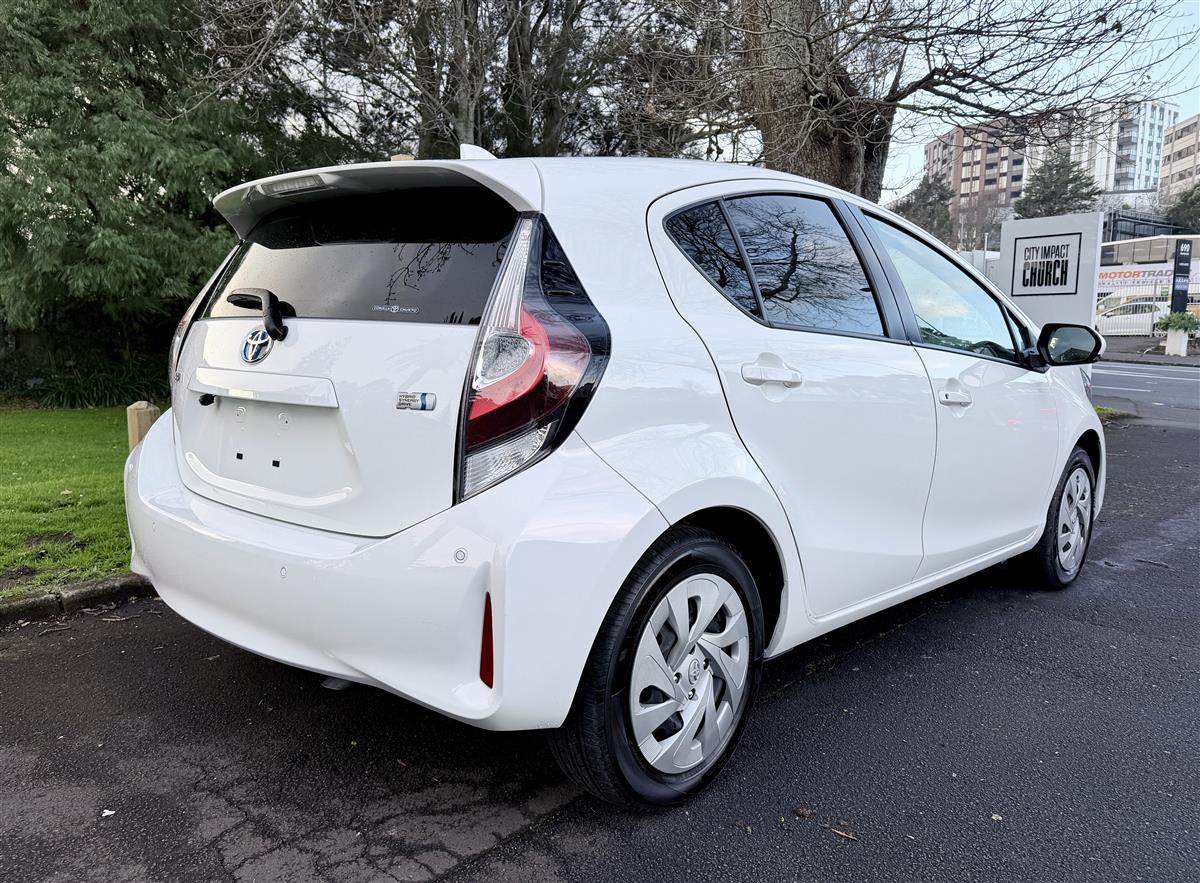 2021 Toyota Aqua S Hybrid | Toyota Safety Sense | White Carousel 4