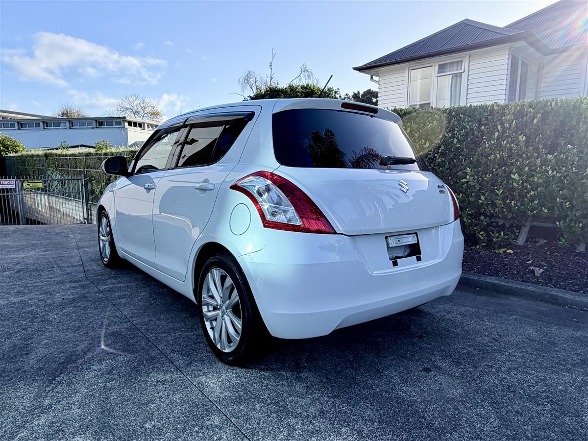 2015 Suzuki Swift XL-DJE Carousel 4