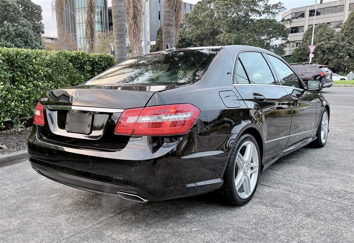 2013 Mercedes-Benz E 250 Avantgarde | 76k KM | Luxury Carousel 15