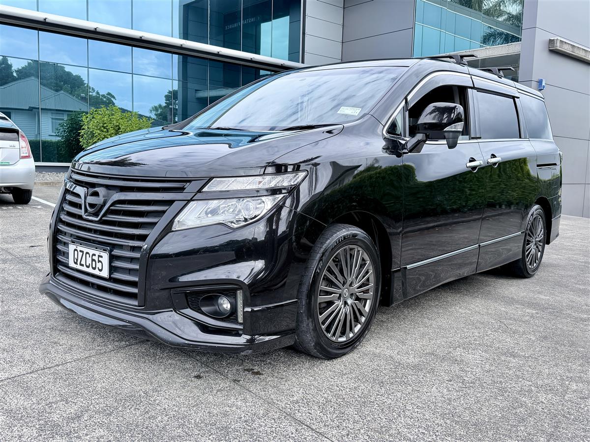 2016 Nissan Elgrand 7 Seater | Luxury Van Carousel 2