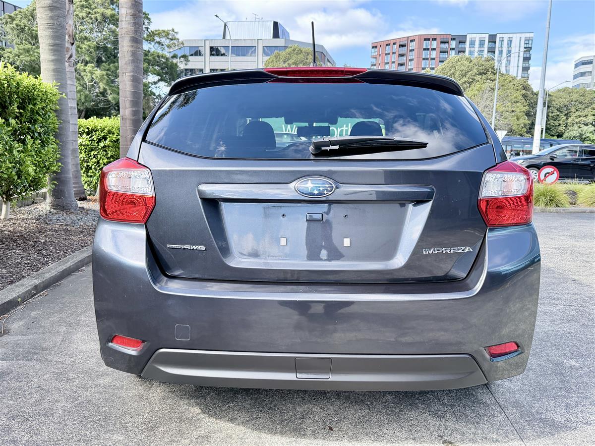 2012 Subaru Impreza 2.0i Low KM Carousel 5