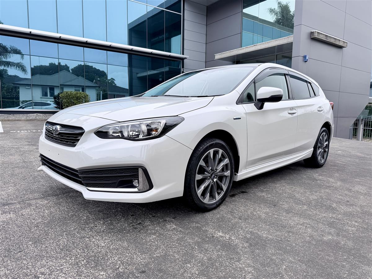 2022 Subaru Impreza Sport 2.0e-L Hybrid AWD Carousel 2