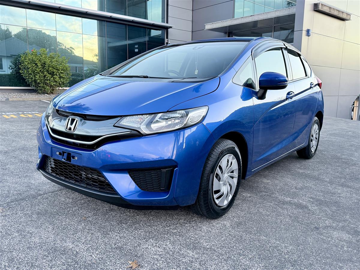 2014 Honda Fit 71k KM | Auto Hatch Carousel 2