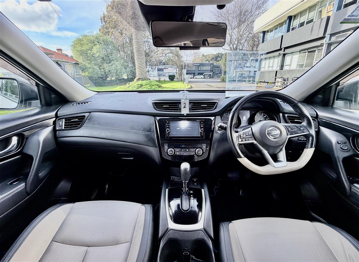 2018 Nissan X-Trail Mode Premium | Luxury SUV | 88k Carousel 8