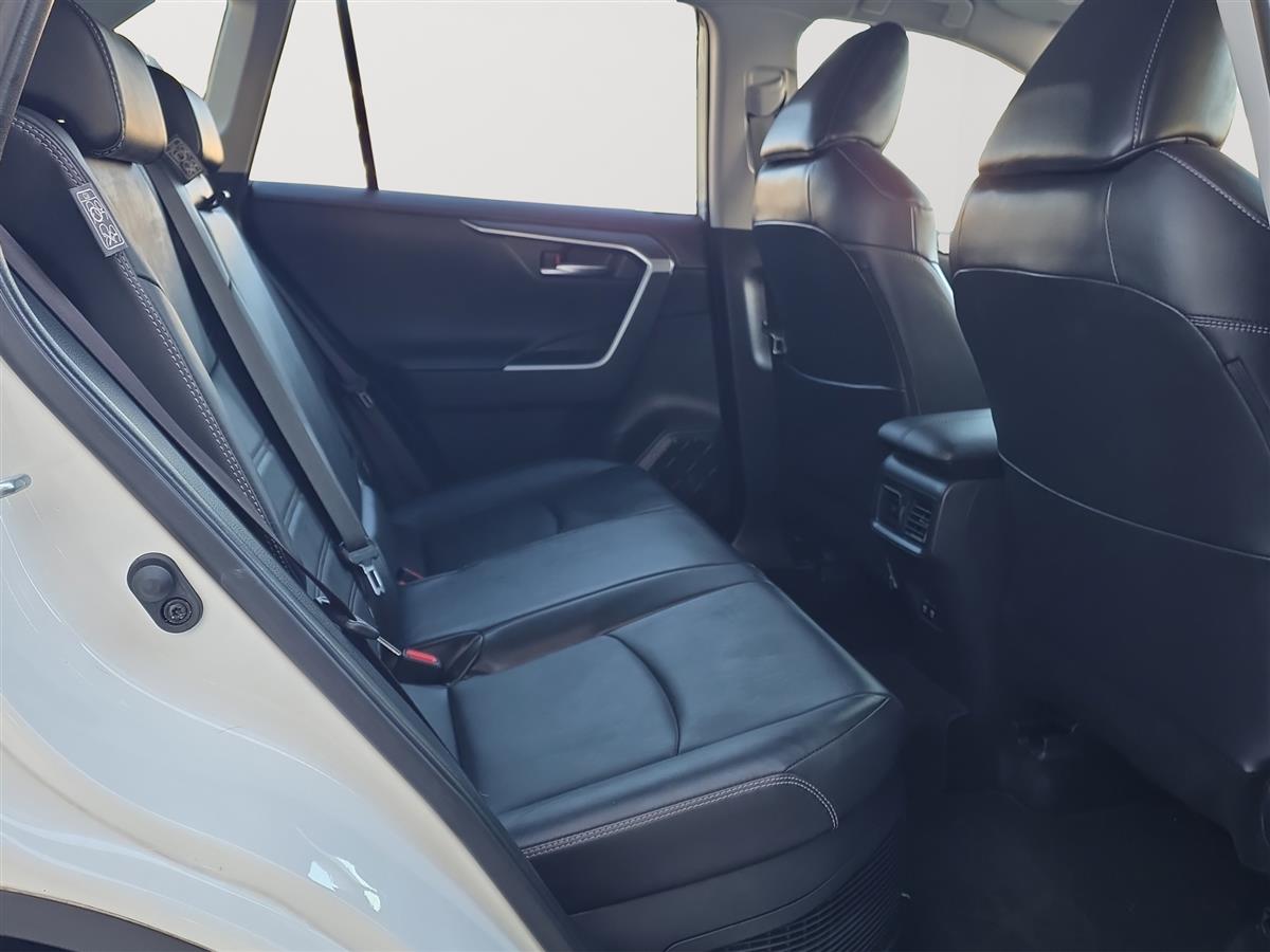 2019 Toyota RAV4 4WD, G Pack, Leather Heated Seats, Radar Cruise Carousel 14