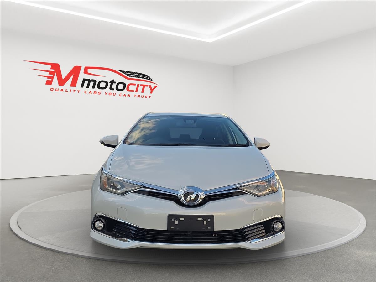 2015 Toyota Auris Leather Seats, Lane Assist, Cruise control Carousel 7