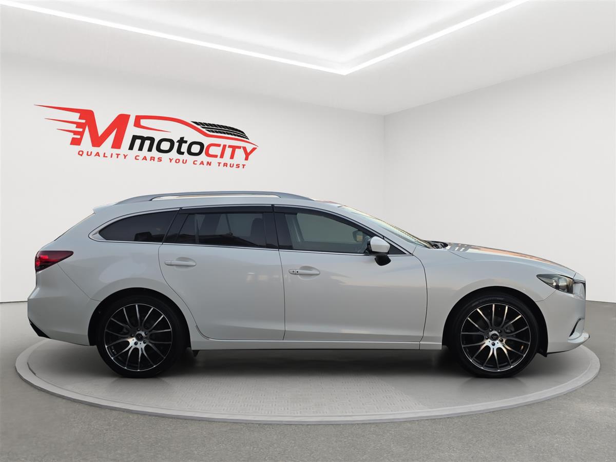 2014 Mazda Atenza SL Package, Radar Cruise, Leather heated Seats Carousel 1