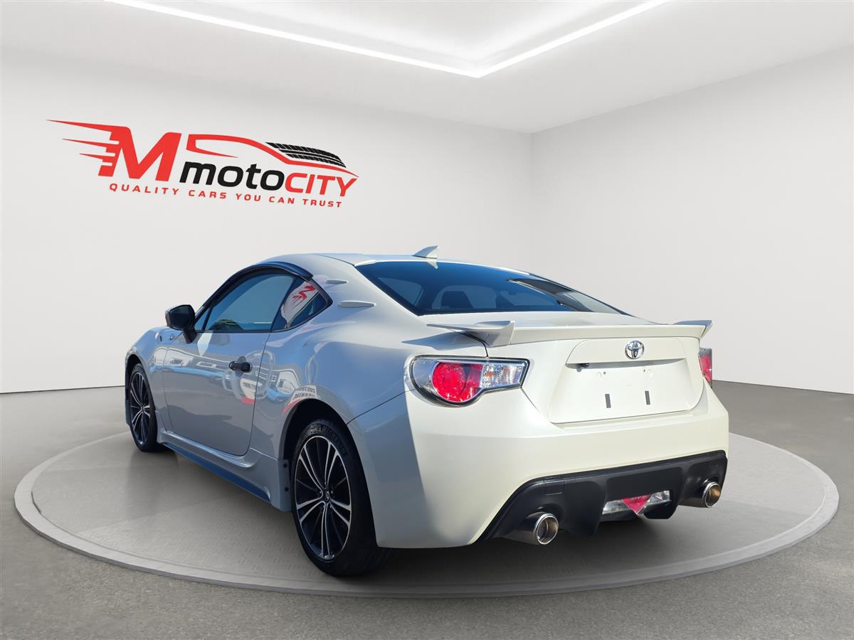 2012 Toyota 86 TRD Bodykit, Low kms Carousel 4