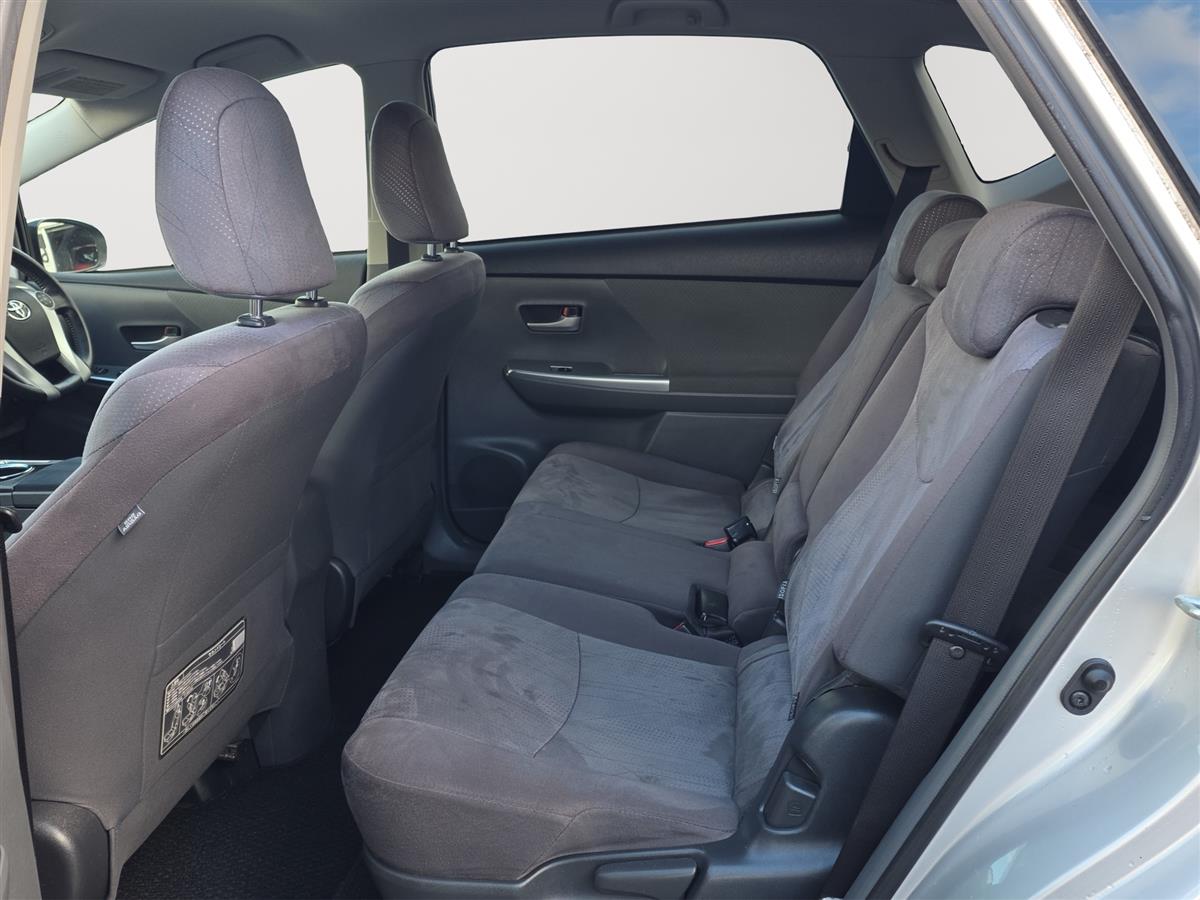 2012 Toyota Prius ALPHA 7 SEATS, CRUISE CONTROL Carousel 13