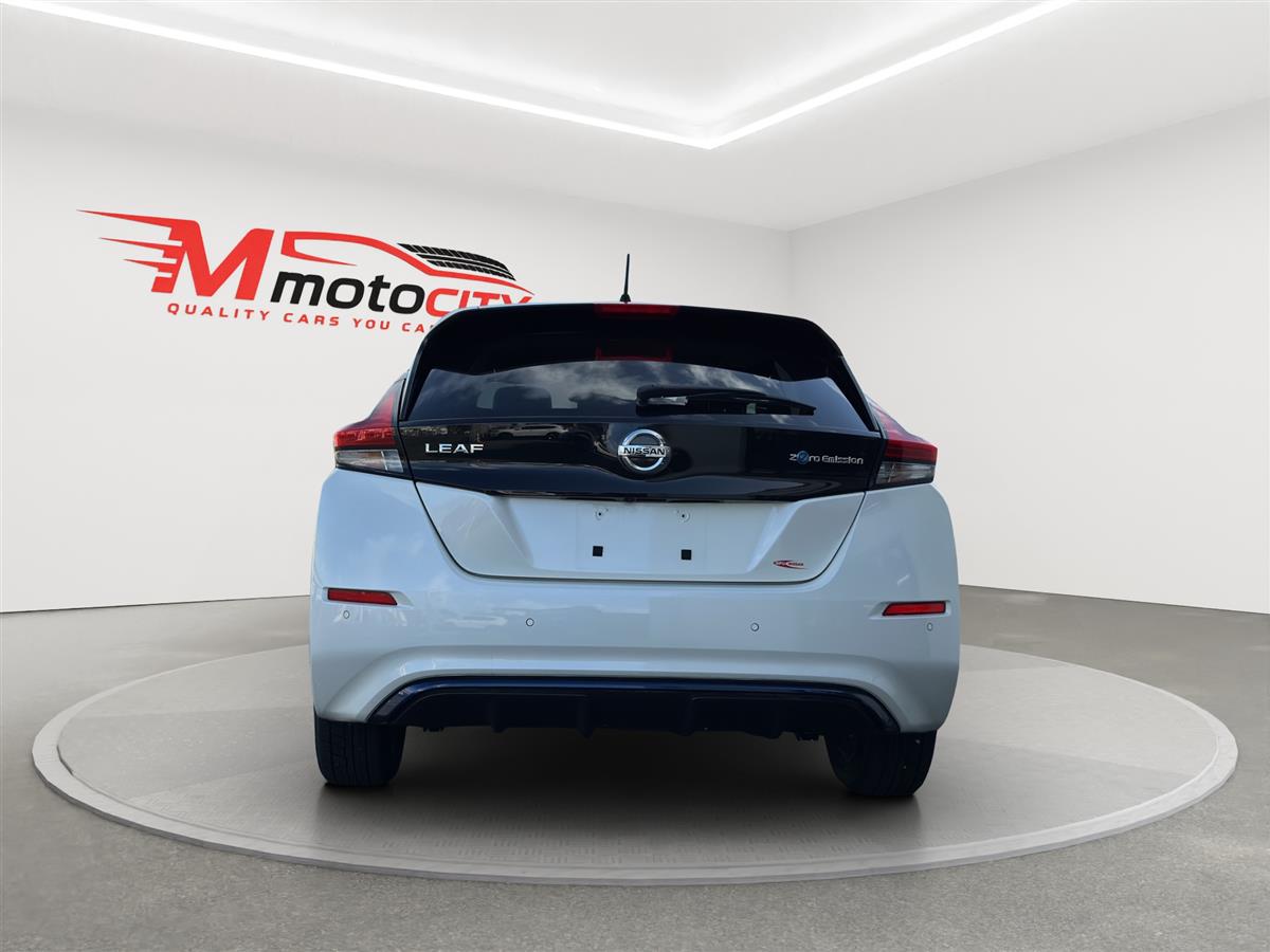 2018 Nissan Leaf X, LEATHER HEATED SEATS, RADAR CRUISE, Carousel 2