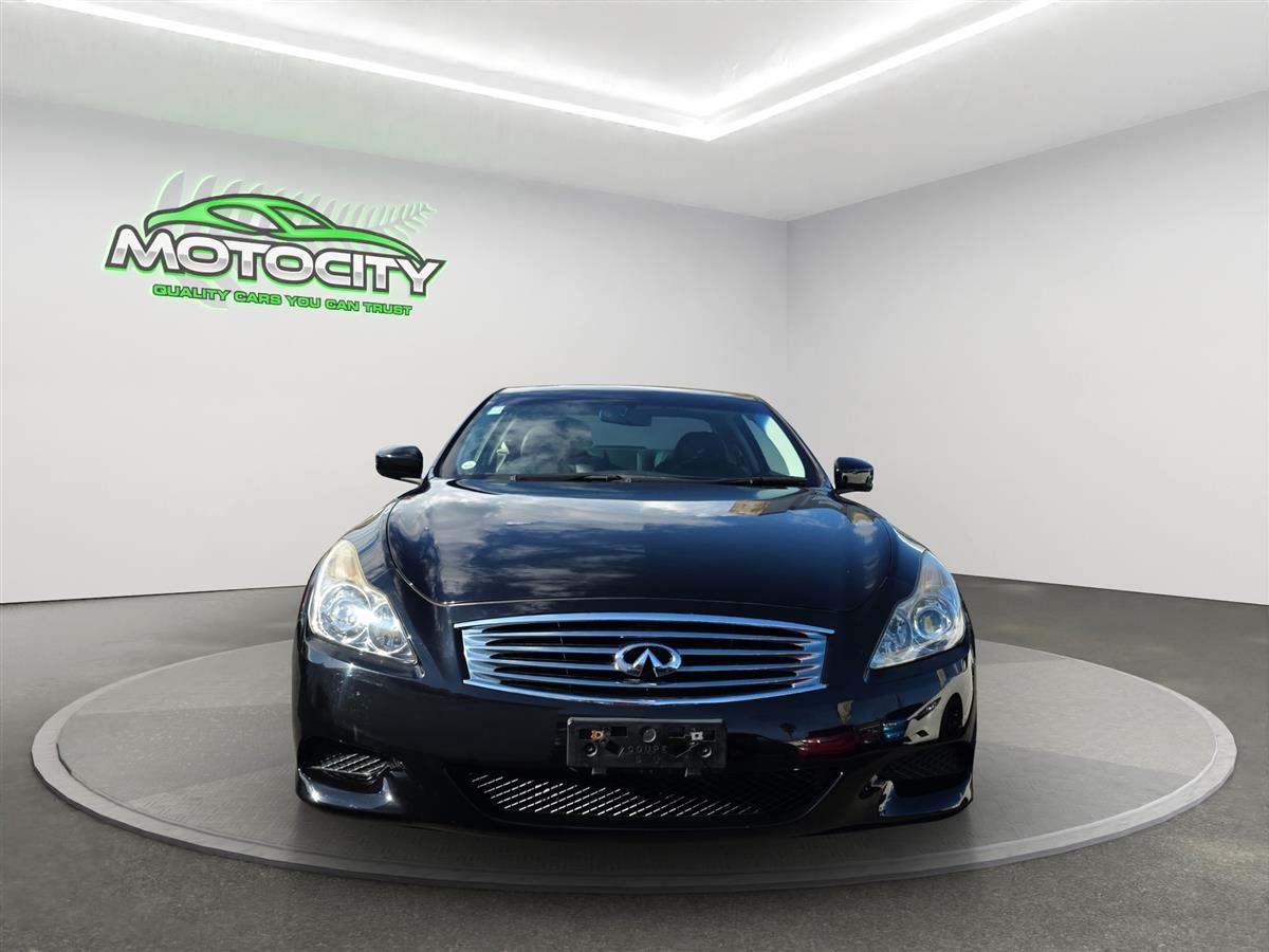 2014 Nissan Skyline 370GT, 2 door Carousel 7