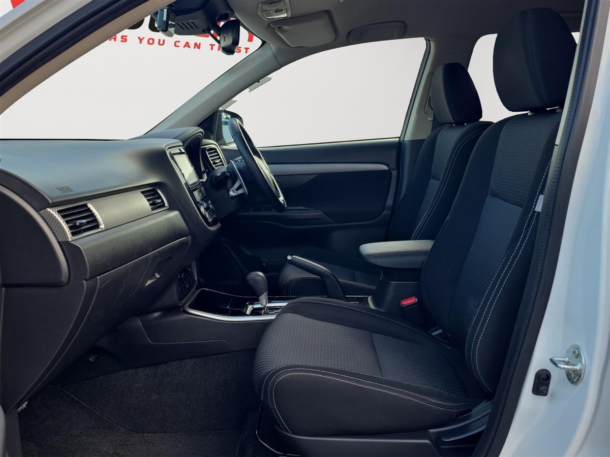 2018 Mitsubishi Outlander 7 Seater, Radar Cruise Carousel 16