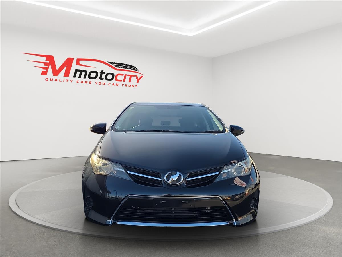 2014 Toyota Auris 1.8G, LOW KMS Carousel 7