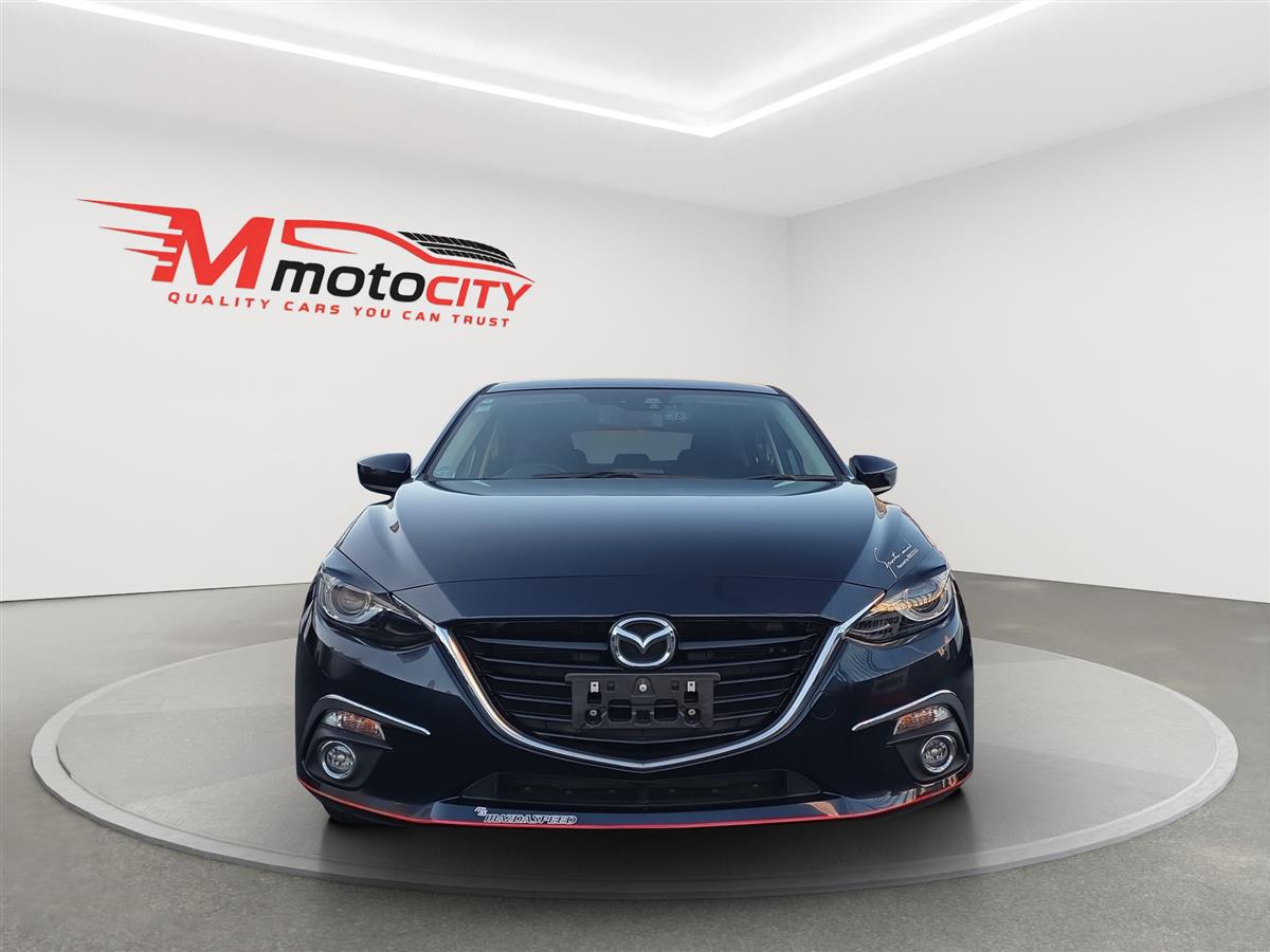 2015 Mazda Axela 20s sports, Cuise control, Paddle Shifts Carousel 7