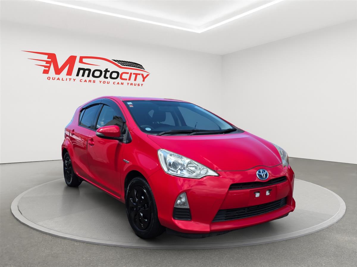 2012 Toyota Aqua HYBRID