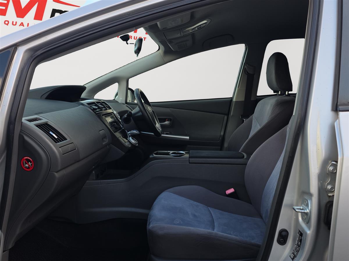 2012 Toyota Prius ALPHA 7 SEATS, CRUISE CONTROL Carousel 15