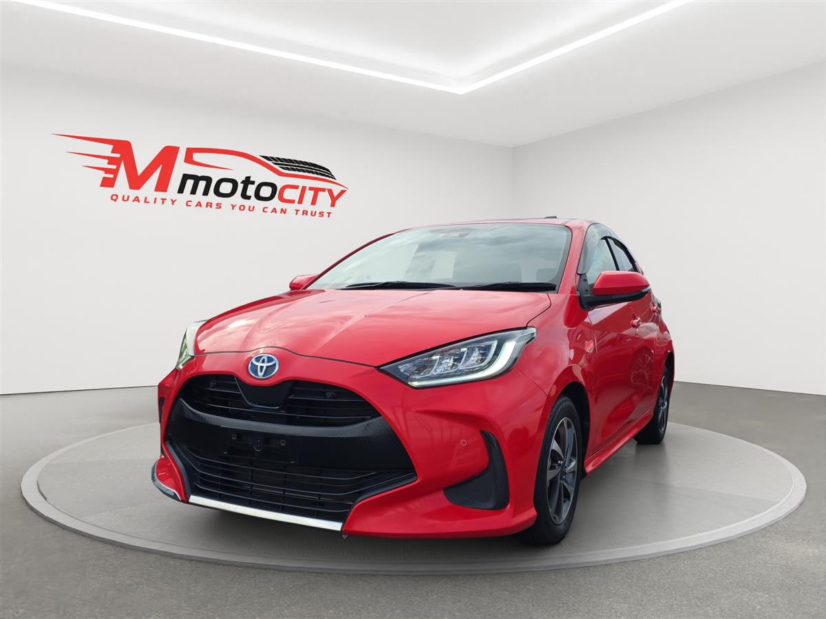 2020 Toyota Yaris HYBRID Z, Radar Cruise, Leather seats Carousel 6