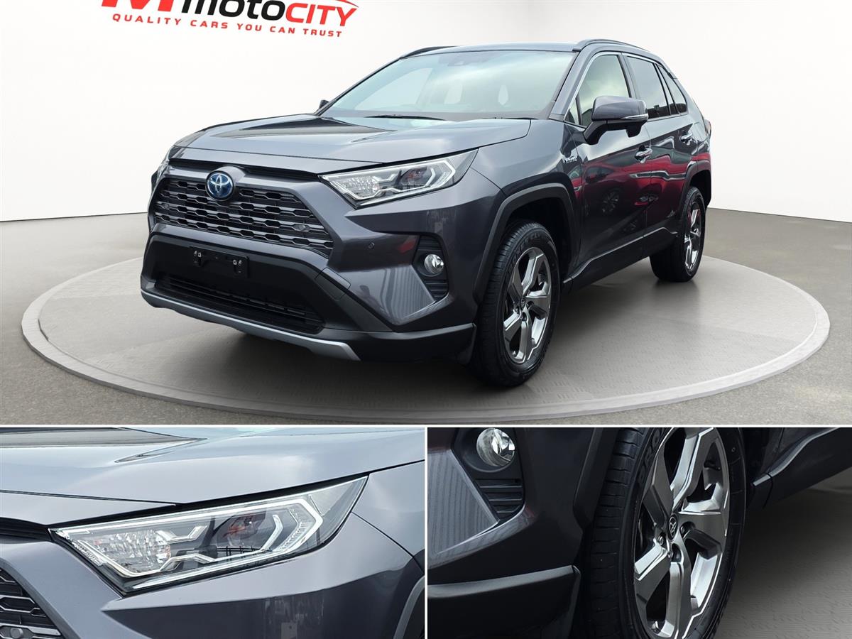 2019 Toyota RAV4 HYBRID, G PAck, Leather Heated Seats with heated Steering Carousel 10